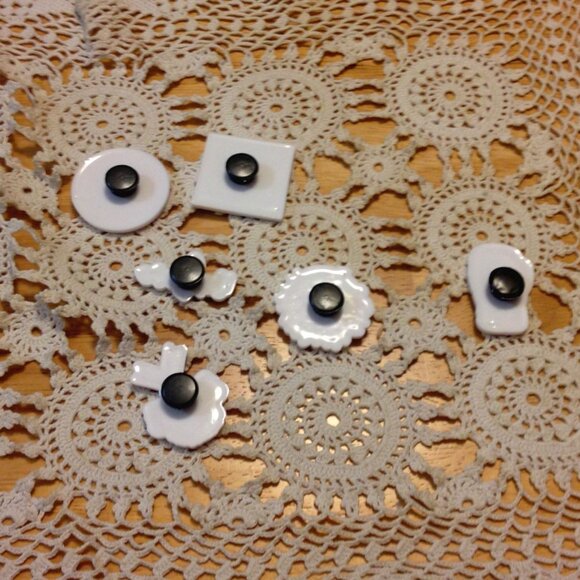 Cancer Awareness Crocs or similar shoe charms - Picture 2 of 6